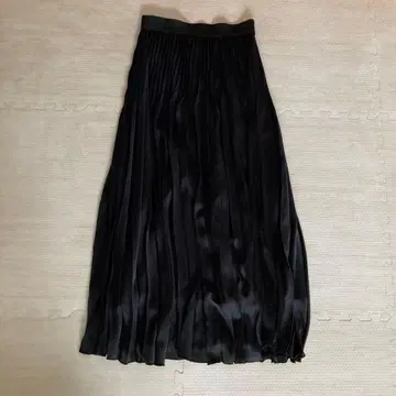 HARE 블랙 플리츠 스커트 사이즈 F