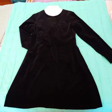 제인 마플 벨벳 블랙 원피스