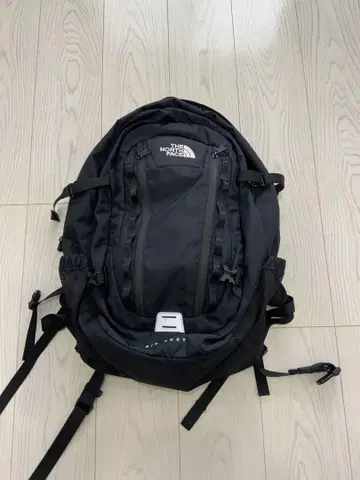 THE NORTH FACE 블랙 백팩