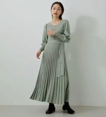 AZUL BY MOUSSY 플리츠 니트 원피스