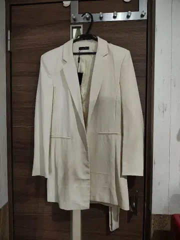 JLUXLABEL 아이보리 테일러드 자켓