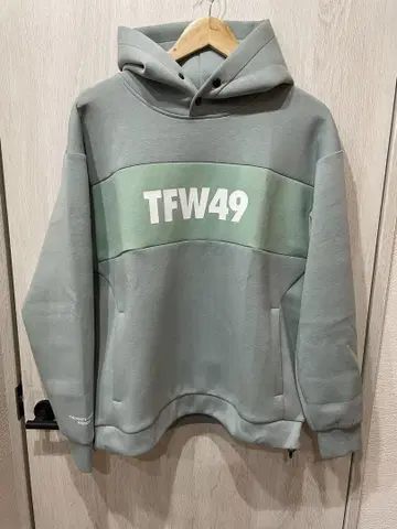 TFW49 CARDBOARD MATERIAL HOODIE 사이즈 M
