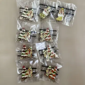 디즈니 칩과 데일 핀 배지 크리스마스
