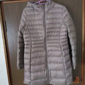 UNIQLO 울트라 라이트 다운 코트 M 사이즈