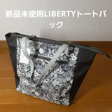 미사용 새상품 LIBERTY 꽃무늬 토트백