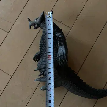 괴수 피규어 약 25cm 블랙