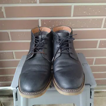 Clarks 블랙 워크 부츠