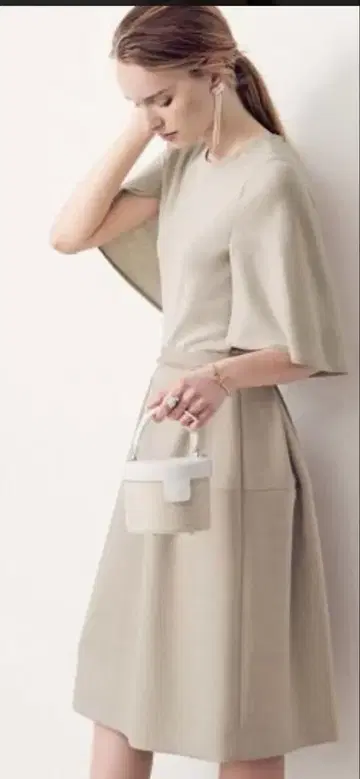 FOXEY BOUTIQUE CRESCENT