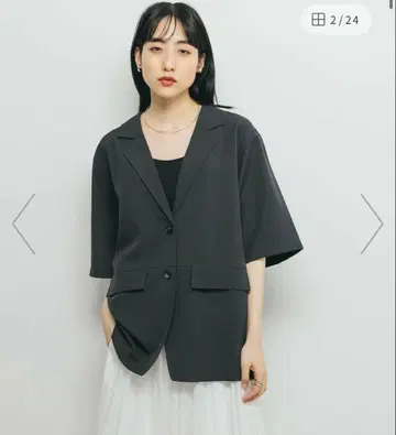 KBF 하프 슬리브 루즈 자켓