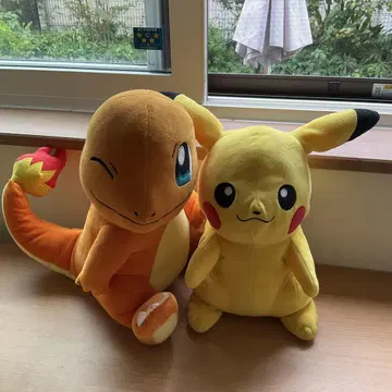 피카츄 리자몽 봉제 인형 세트
