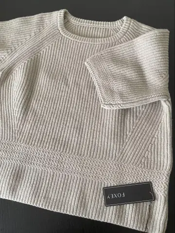 FOXEY BOUTIQUE 스웨터 티