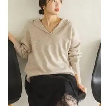 [ NOBLE ] 접결턱 편직 후드 풀오버