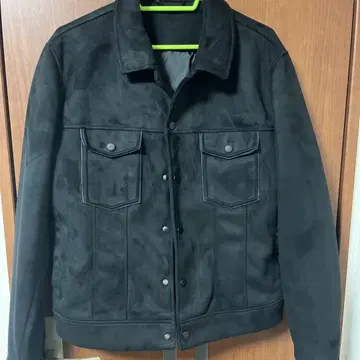 ZARA 블랙 스웨이드 자켓 L 사이즈