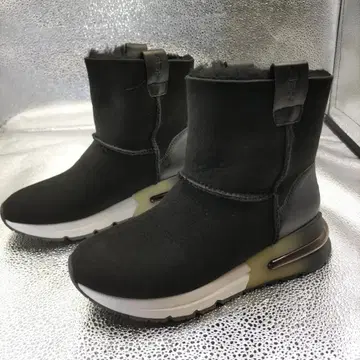 ASH/아쉬 무톤 부츠 사이즈 36 (23.0cm)