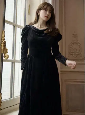 herlipto majestic velour dress
