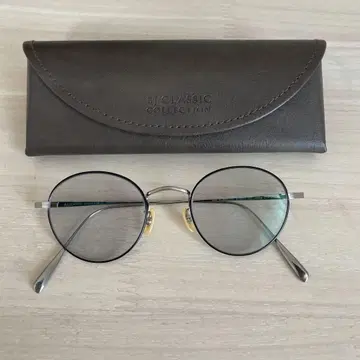 BJ CLASSIC PREM-114SNT 실버 블랙 컬러 렌즈 그레이