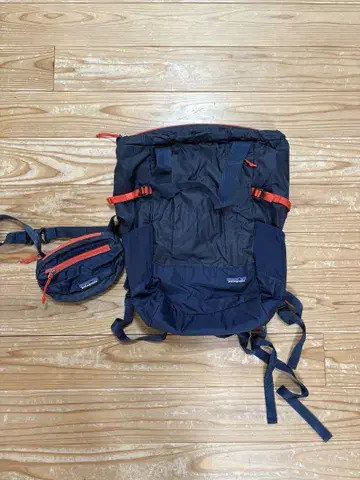 Patagonia 백팩 네이비/레드