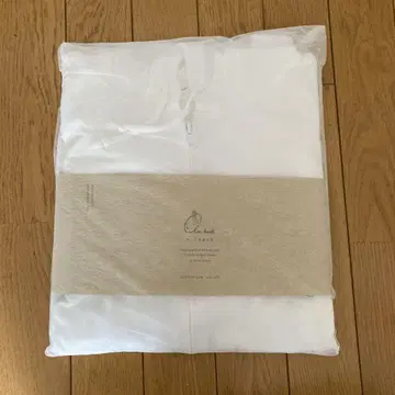 화이트 후드티