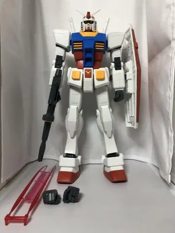 메가 사이즈 1/48 건담 조립 완료