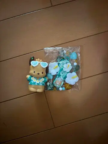 산리오 토코나츠베케이션 포차코 세트