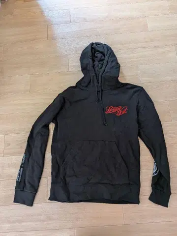 Parkway Drive 블랙 후드티 M 사이즈