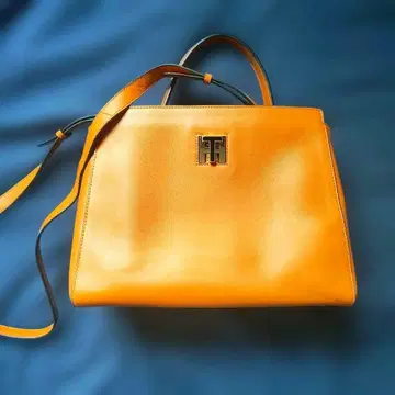 타미힐피거 가죽 토트백