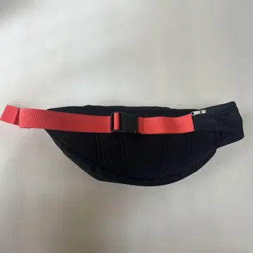 THE NORTH FACE 바디백 블랙