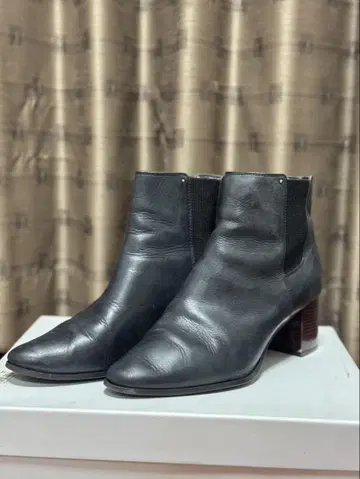 Calvin Klein 숏부츠