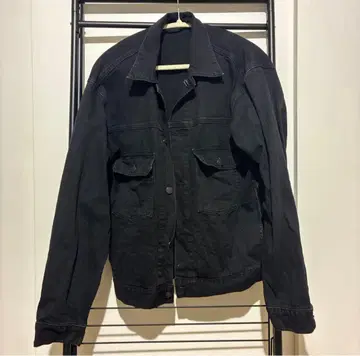 UNIQLO 블랙 데님 자켓