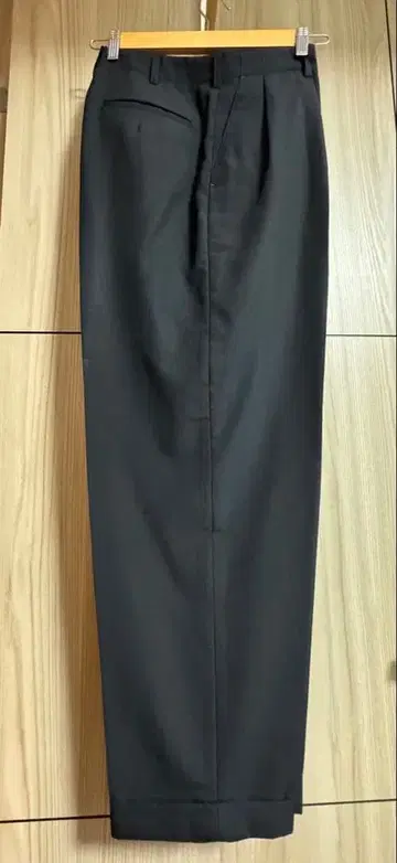 Y's formen 블랙 테이퍼드 팬츠