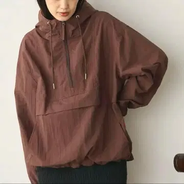 새상품 SansSouci 나일론 아노락 후드티 저널 스탠다드
