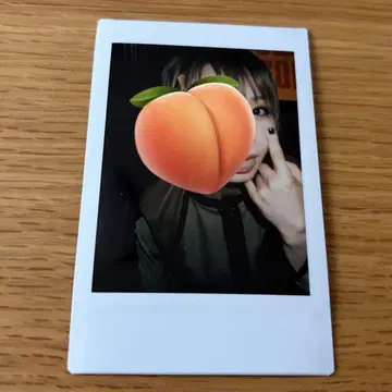 BiSH 모모코 구미 컴퍼니 폴라로이드