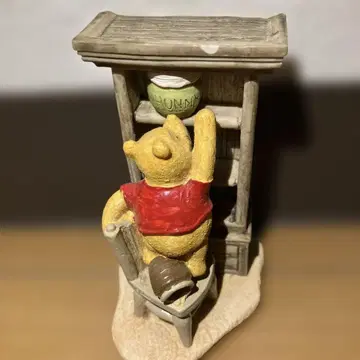 곰돌이 푸 선반에 오르는 피규어 약 15cm