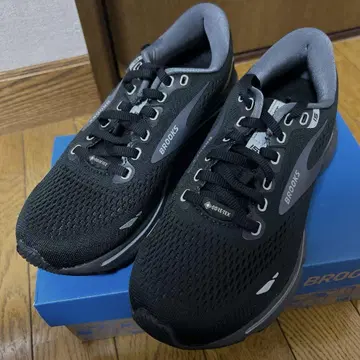 브룩스 고스트15 고어텍스 23.5cm
