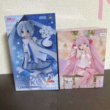 SNOW MIKU & SAKURA MIKU 2024 피규어 세트