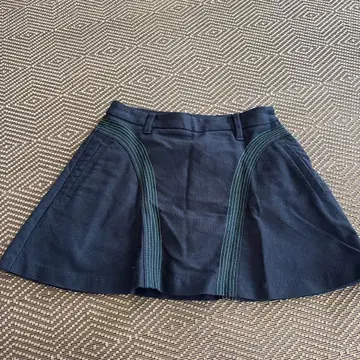 마스터 버니 에디션 스커트 네이비