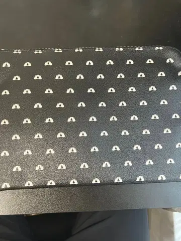 사카낙션 클러치백