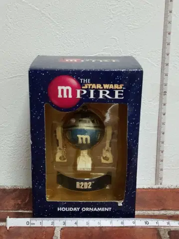 2005년제 M&M's와 스타 워즈 콜라보 R2-D2 홀리데이 오너먼트