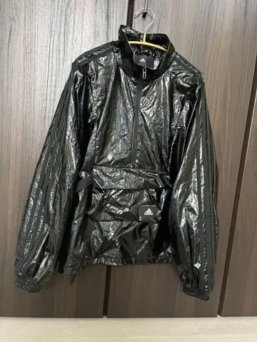 adidas 블랙 나일론 자켓 M