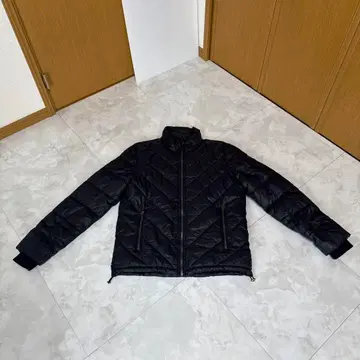 GUESS 로고 블랙 다운 자켓 M