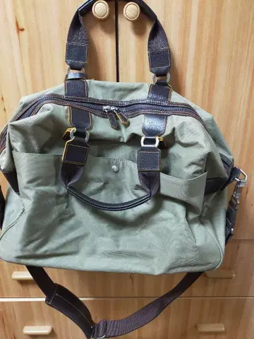 adabat 보스턴 백 올리브 그린