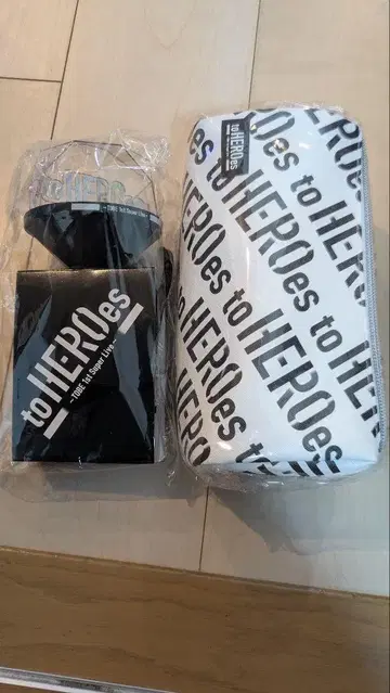 to HEROes 굿즈 세트