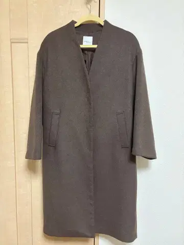 브라운 노카라 롱 코트