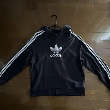 adidas 후드 부착 후드티 블랙