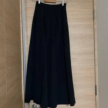 SNIDEL 턱 볼륨 팬츠