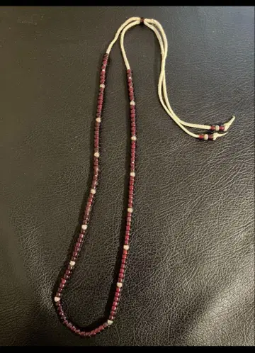 블러드 레드 비즈 목걸이