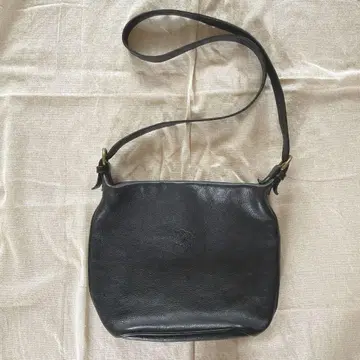 일비종떼 버킷 숄더백