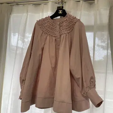 핏모어 긴팔 프릴 옷깃 핑크 셔츠 블라우스