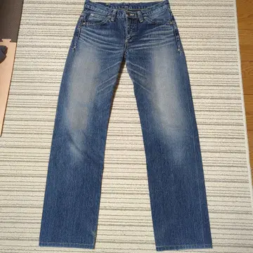 Lee 유즈드 가공 블루 스트레이트 데님