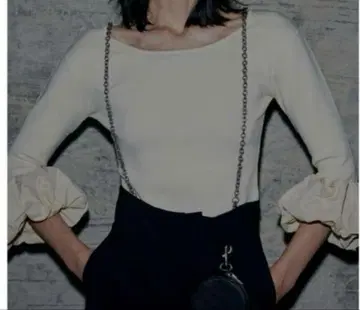 Ameri PINCH SLEEVE KNIT TOP